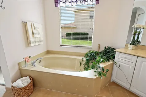 2770 Grand Isle Way SW Vero Beach FL 32968