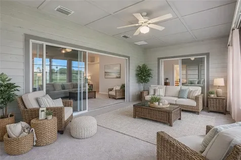 240 Garden Grove Parkway Vero Beach FL 32962