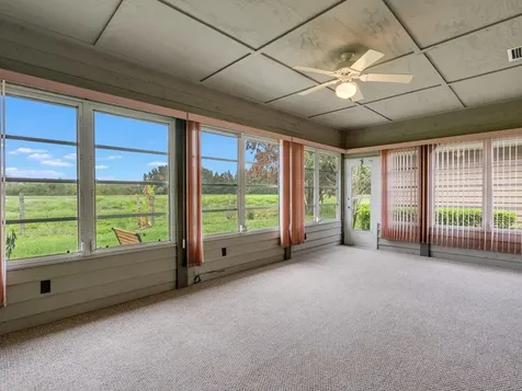 240 Garden Grove Parkway Vero Beach FL 32962