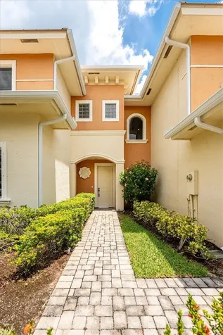 2597 Stockbridge Square SW Vero Beach FL 32962