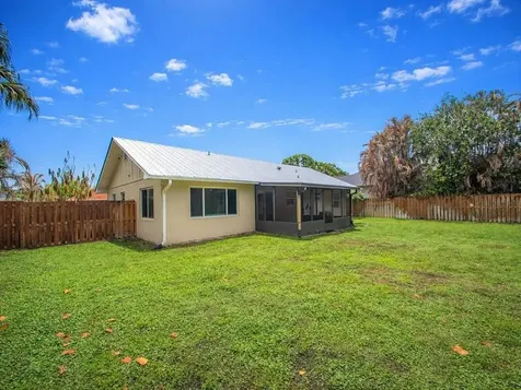 333 Benschop Street Sebastian FL 32958