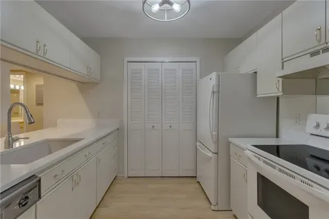 31 Plantation Drive Vero Beach FL 32966