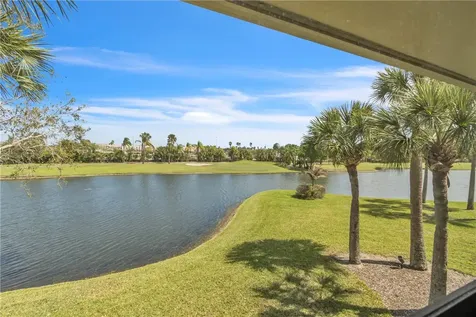 38 Plantation Drive Vero Beach FL 32966