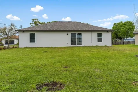 8275 105th Court Vero Beach FL 32967
