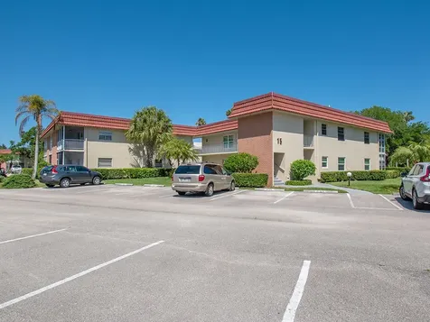 15 Vista Palm Lane Vero Beach FL 32962