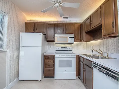 15 Vista Palm Lane Vero Beach FL 32962