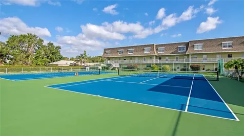 1901 Indian River Boulevard Vero Beach FL 32960