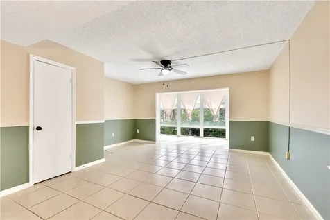 1901 Indian River Boulevard Vero Beach FL 32960
