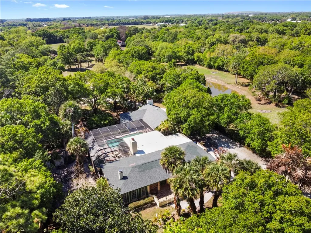 6235 4th Street Vero Beach FL 32968
