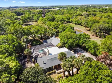 6235 4th Street Vero Beach FL 32968