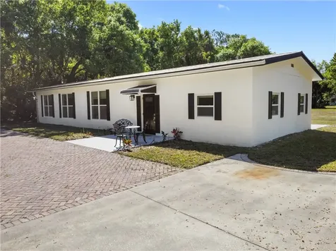 6235 4th Street Vero Beach FL 32968