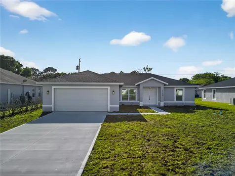 7785 105 Avenue Vero Beach FL 32967