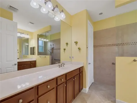 1129 4th Lane SW Vero Beach FL 32962