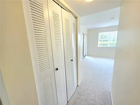 1590 S 42nd Circle Vero Beach FL 32967