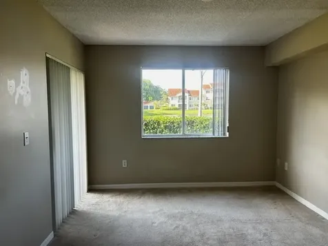 1590 S 42nd Circle Vero Beach FL 32967