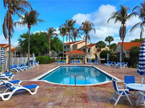 1590 S 42nd Circle Vero Beach FL 32967