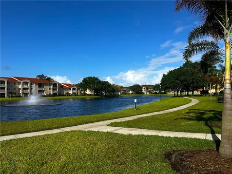 1590 S 42nd Circle Vero Beach FL 32967