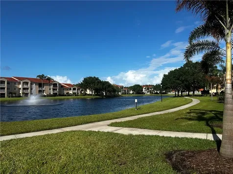 1590 S 42nd Circle Vero Beach FL 32967
