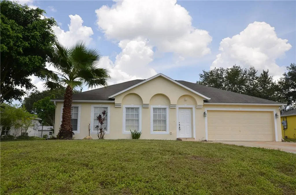 8846 104th Avenue Vero Beach FL 32967