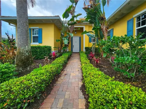 2815 Saint Barts Square Vero Beach FL 32967