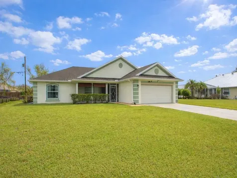 118 Arcadia Drive Sebastian FL 32958