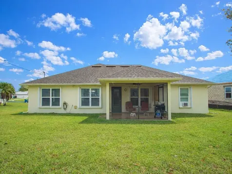 118 Arcadia Drive Sebastian FL 32958