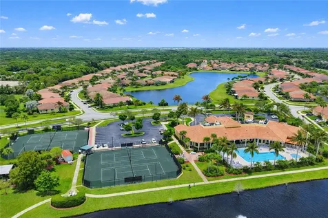 6335 Astor Place Vero Beach FL 32966