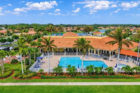 6335 Astor Place Vero Beach FL 32966