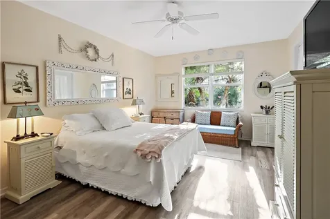 6335 Astor Place Vero Beach FL 32966