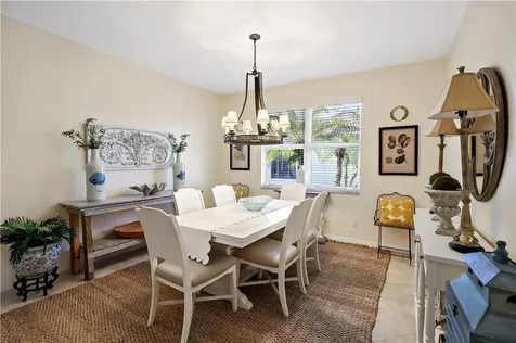 6335 Astor Place Vero Beach FL 32966