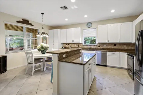6335 Astor Place Vero Beach FL 32966
