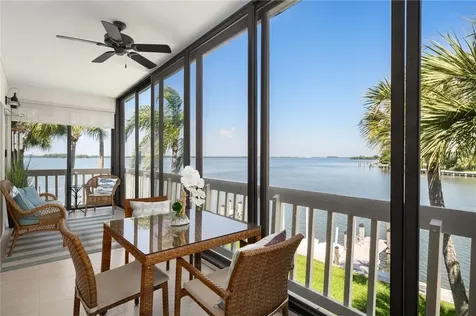 1776 Mooringline Drive Vero Beach FL 32963