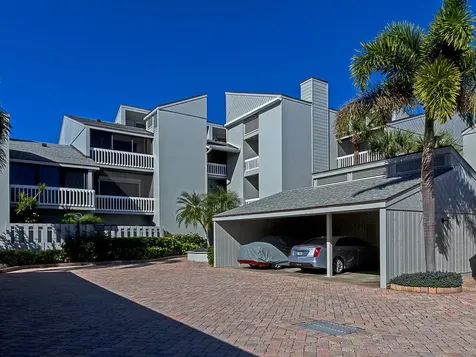 1776 Mooringline Drive Vero Beach FL 32963