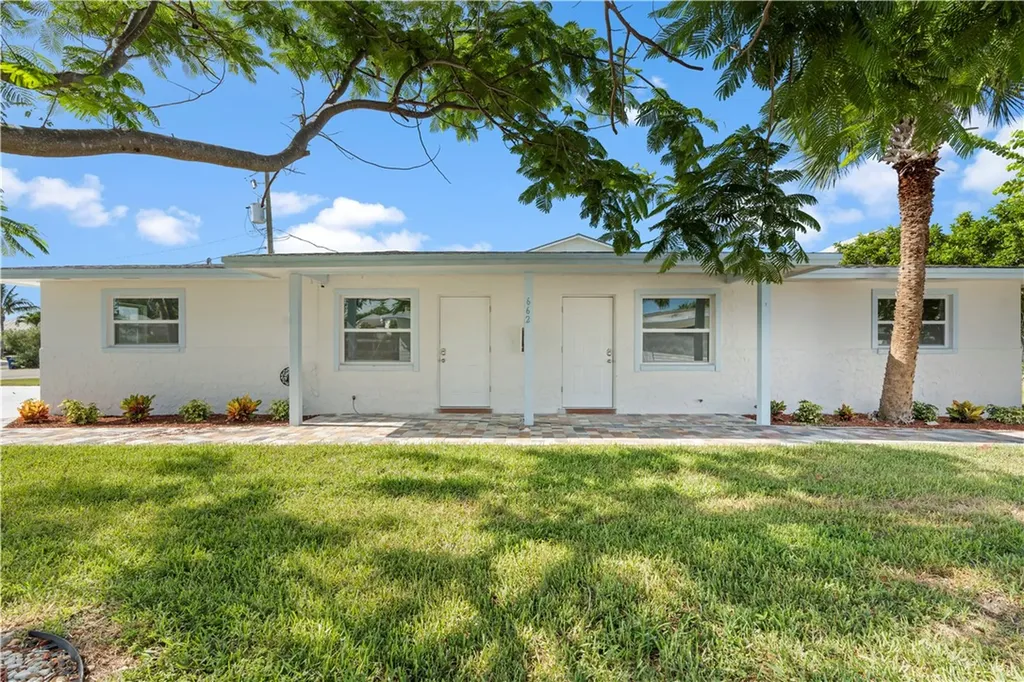 662 Granada Street Fort Pierce FL 34949