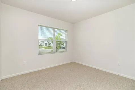 9061 Venetian Square Vero Beach FL 32966