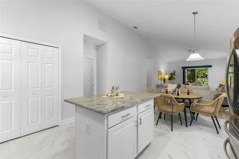 535 Valencia Circle SW Vero Beach FL 32968