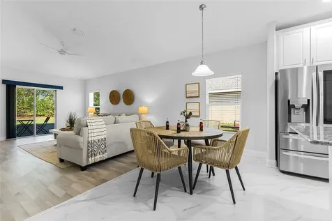 535 Valencia Circle SW Vero Beach FL 32968
