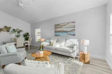 535 Valencia Circle SW Vero Beach FL 32968