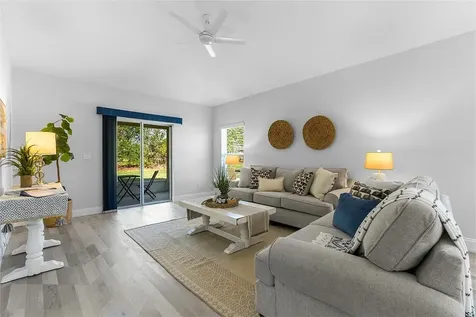 535 Valencia Circle SW Vero Beach FL 32968
