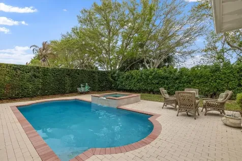 405 S Palm Island Circle Vero Beach FL 32963