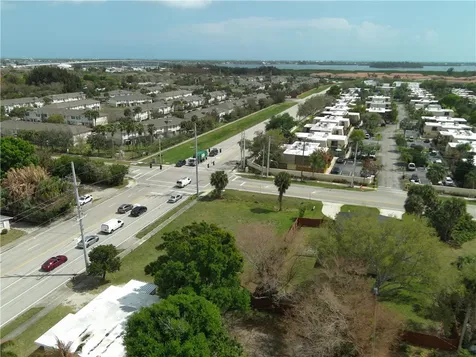 1185 6th Avenue Vero Beach FL 32960
