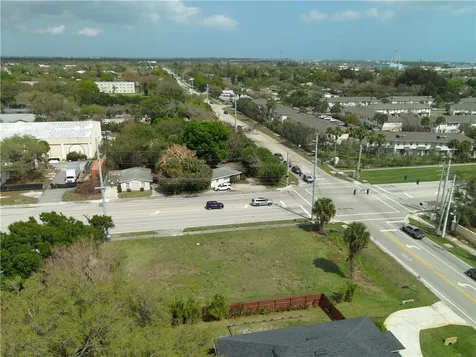 1185 6th Avenue Vero Beach FL 32960