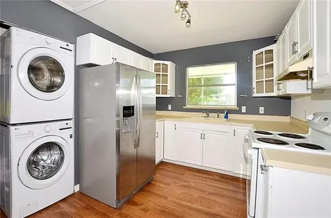 1411 4th Court Vero Beach FL 32960