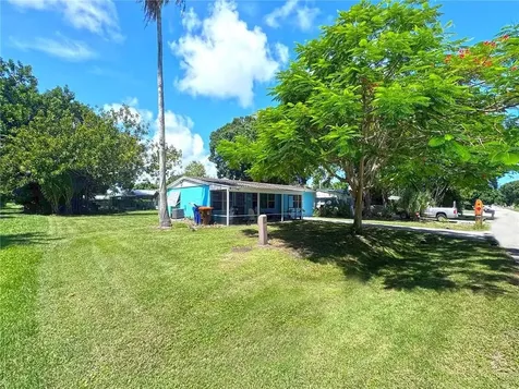 1411 4th Court Vero Beach FL 32960