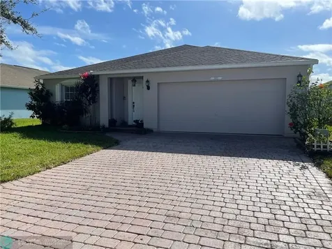 1435 9th Place Vero Beach FL 32960