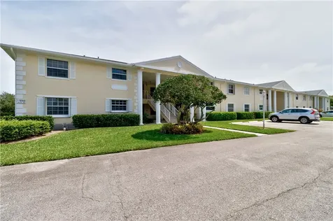 500 Grove Isle Circle Vero Beach FL 32962