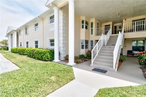 500 Grove Isle Circle Vero Beach FL 32962