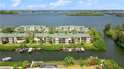 1825 Tarpon Lane Vero Beach FL 32960