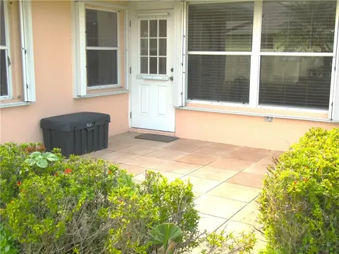 634 Lake Orchid Circle Vero Beach FL 32962