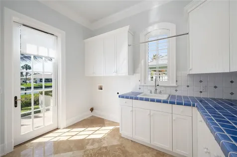 125 Mckee Lane Vero Beach FL 32960